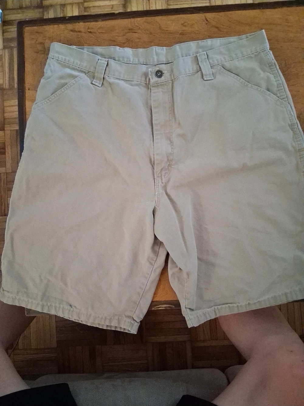 Wrangler Men's Light Khaki Flat-Front Shorts